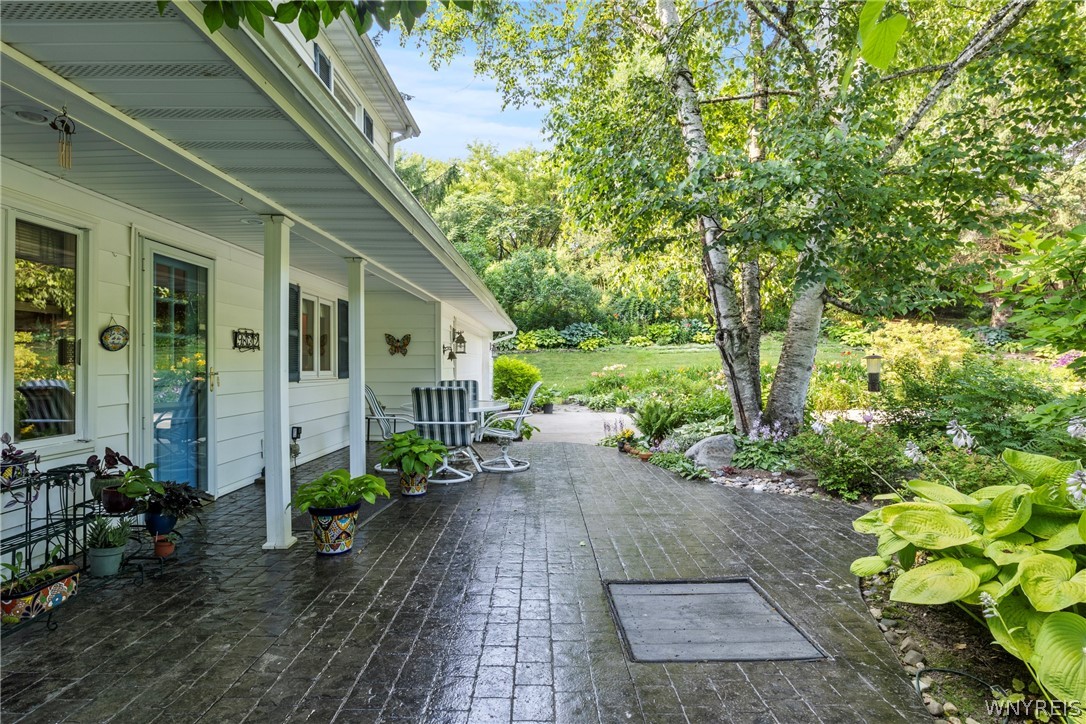 9832 East Holland Road Holland, NY 14080 - Photo 3 of 50