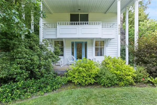 $349,900 | 9832 East Holland Road, Holland, NY 14080