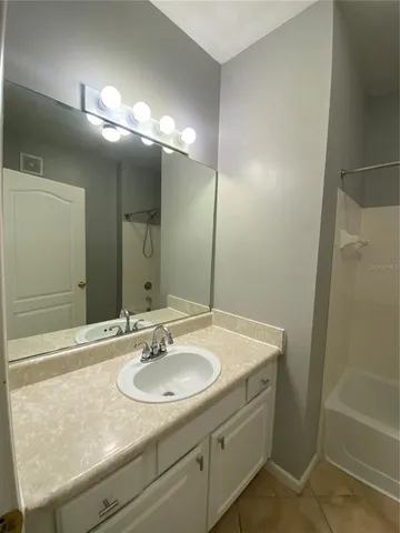 $1,795 | 10504 Villa View Circle, Tampa, FL 33647