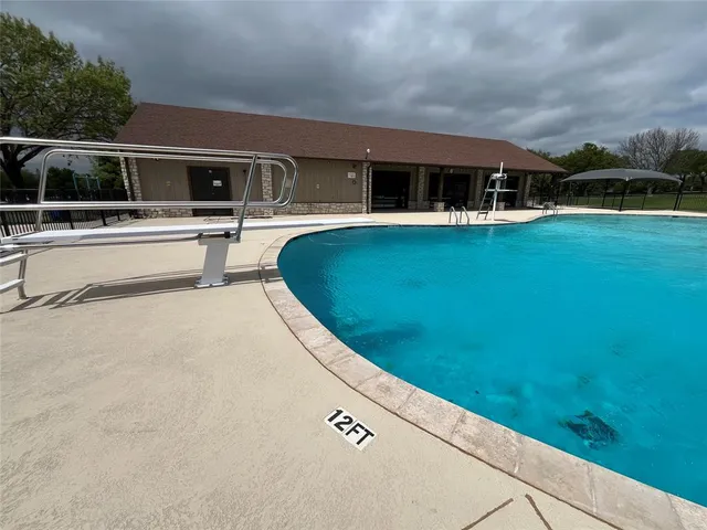 $1,900 | 6415 Circo Drive, DeCordova, TX 76049