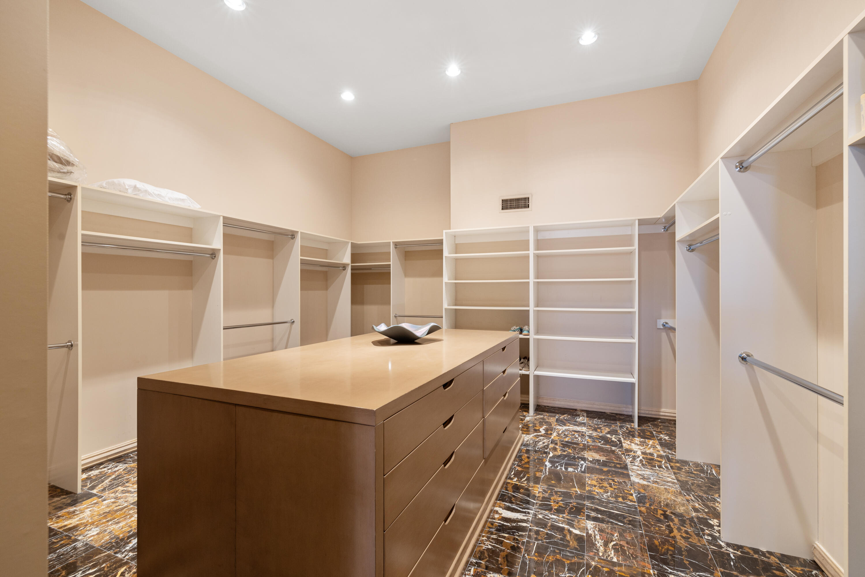 18 Vía Condotti Rancho Mirage, CA 92270 - Photo 17 of 79 51-print-AM4A2981