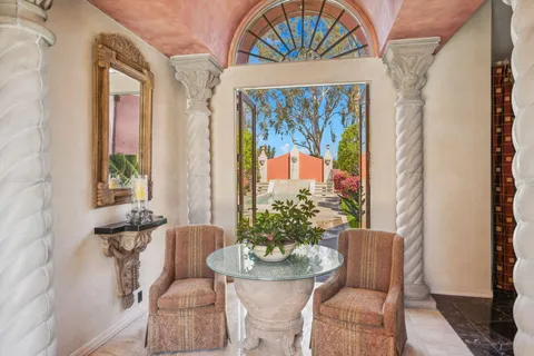 $1,999,000 | 18 Vía Condotti, Rancho Mirage, CA 92270