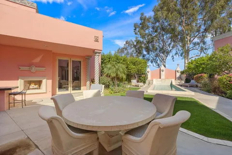 $1,999,000 | 18 Vía Condotti, Rancho Mirage, CA 92270