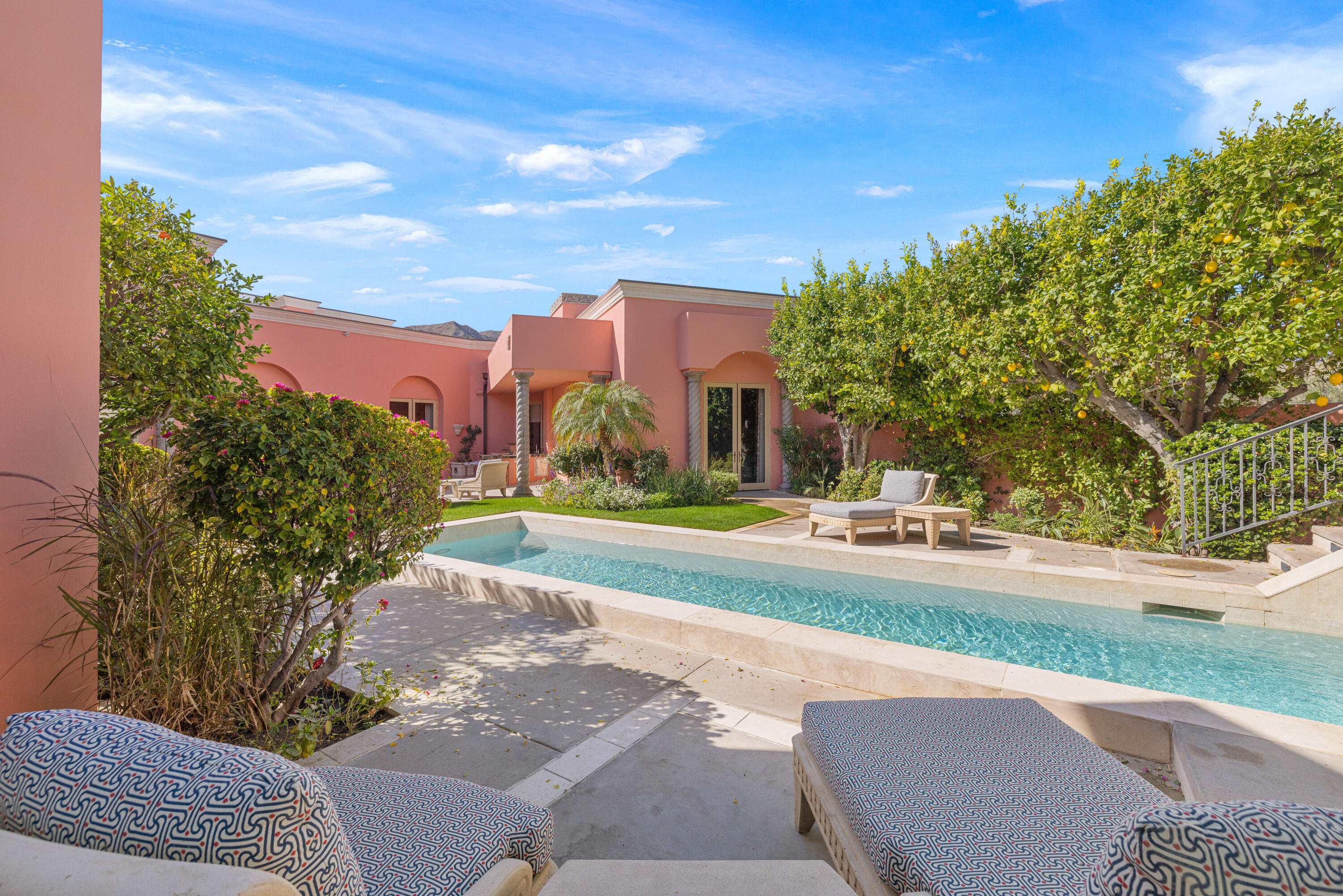 18 Vía Condotti Rancho Mirage, CA 92270 - Photo 73 of 79 a view of a city with tall buildings