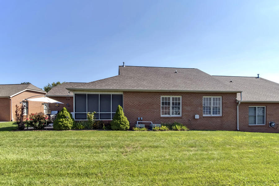 7632 St Baron Way Powell, TN 37849 - Photo 37 of 37 37_SaintBaronWay_7632_Back