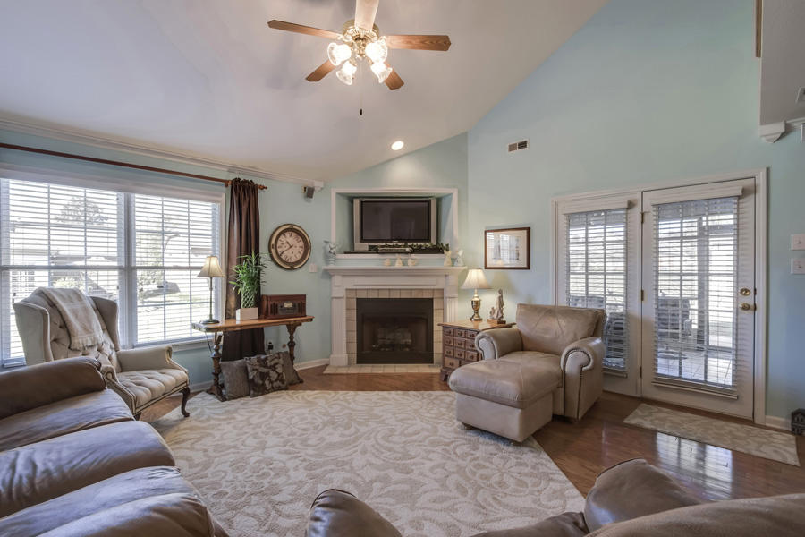 7632 St Baron Way Powell, TN 37849 - Photo 8 of 37 08_SaintBaronWay_7632_Living04