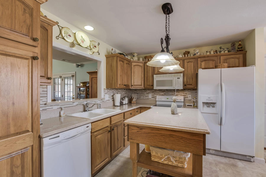 7632 St Baron Way Powell, TN 37849 - Photo 10 of 37 10_SaintBaronWay_7632_Kitchen01