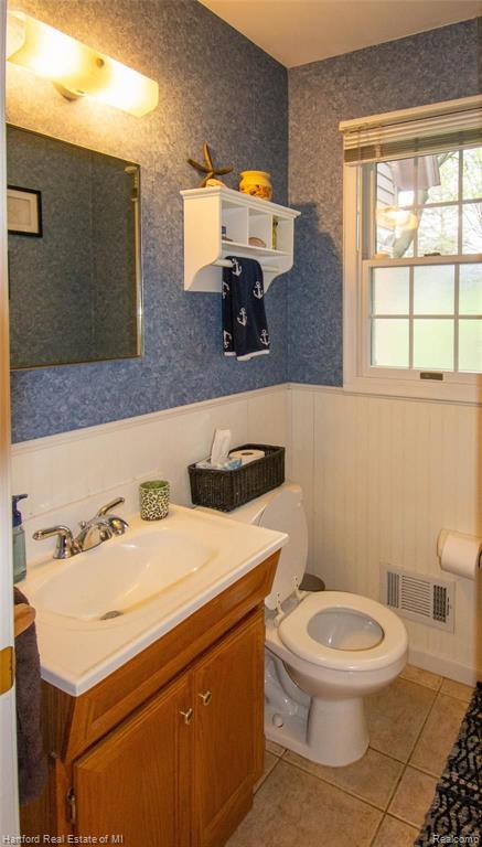 35701 Congress Road Farmington Hills, MI 48335 - Photo 16 of 45