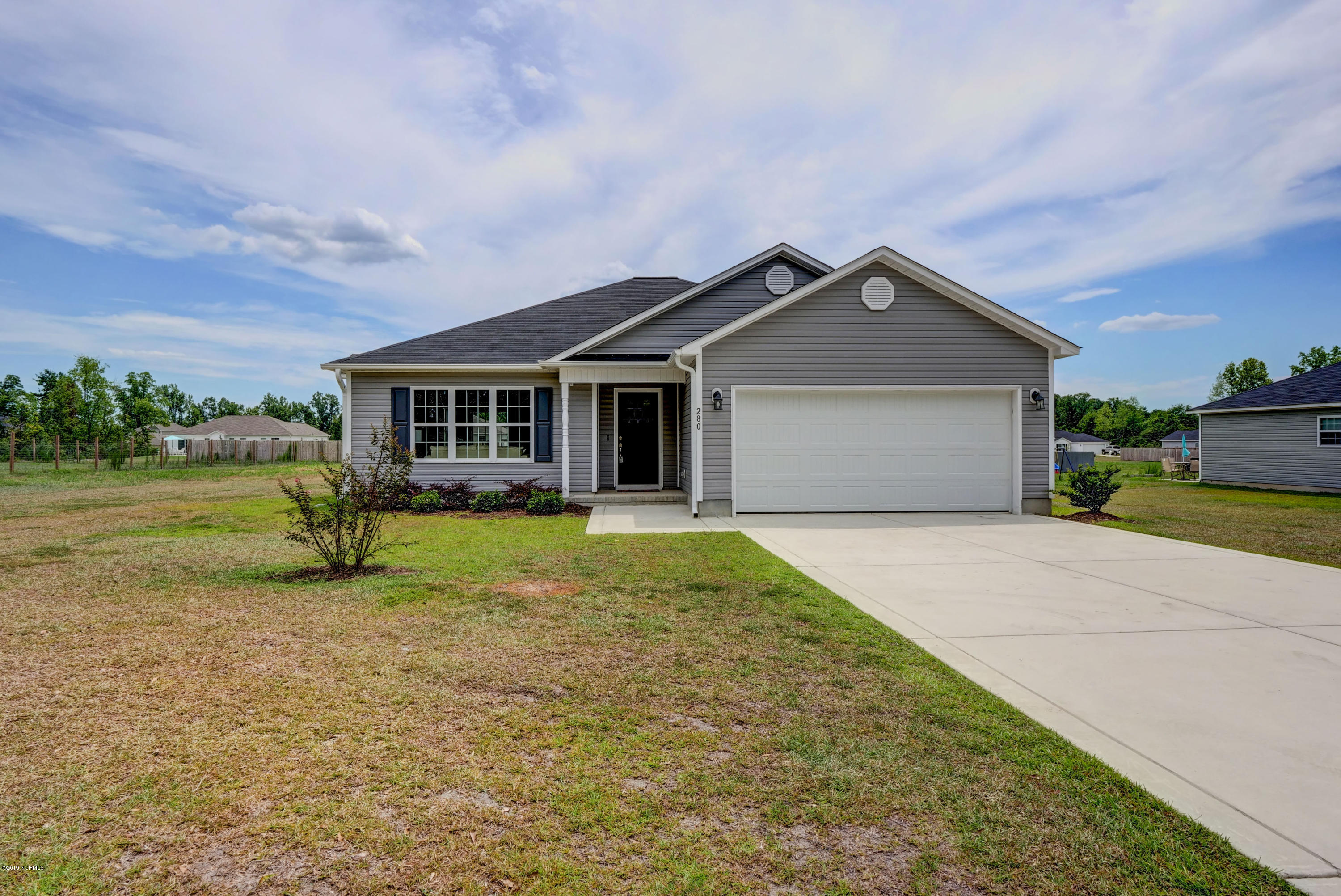 280 Petersburg Road Richlands, NC 28574 - Photo 1 of 33 280 Petersburg Rd Richlands NC-print-001