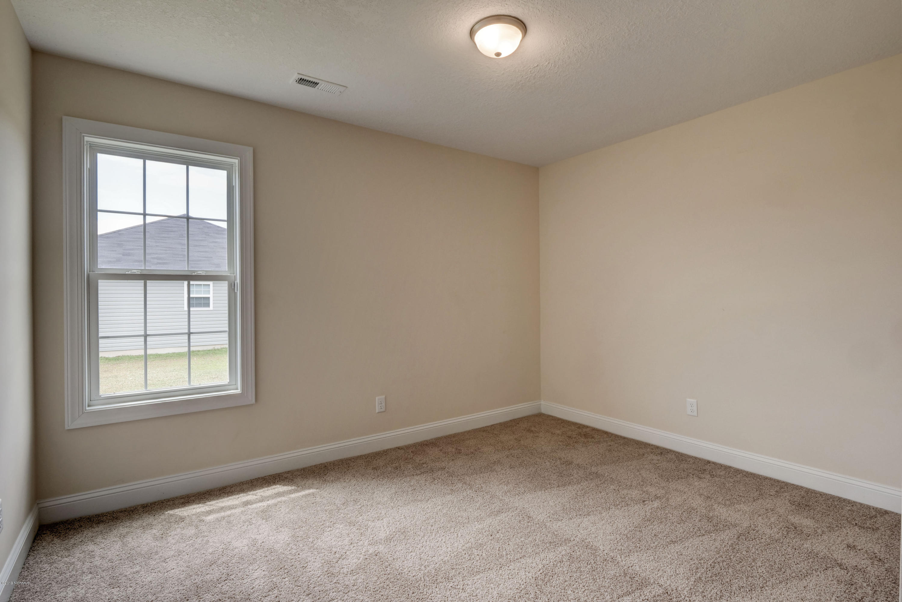 280 Petersburg Road Richlands, NC 28574 - Photo 16 of 33 280 Petersburg Rd Richlands NC-print-016