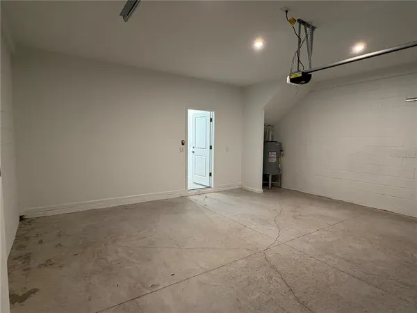 $3,000 | 9976 Red Canoe Alley, Orlando, FL 32832