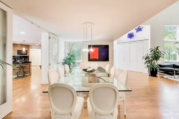 $2,499,999 | 90 Riparian Road, Highland Park, IL 60035
