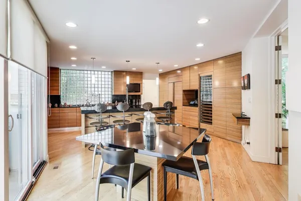 $2,499,999 | 90 Riparian Road, Highland Park, IL 60035