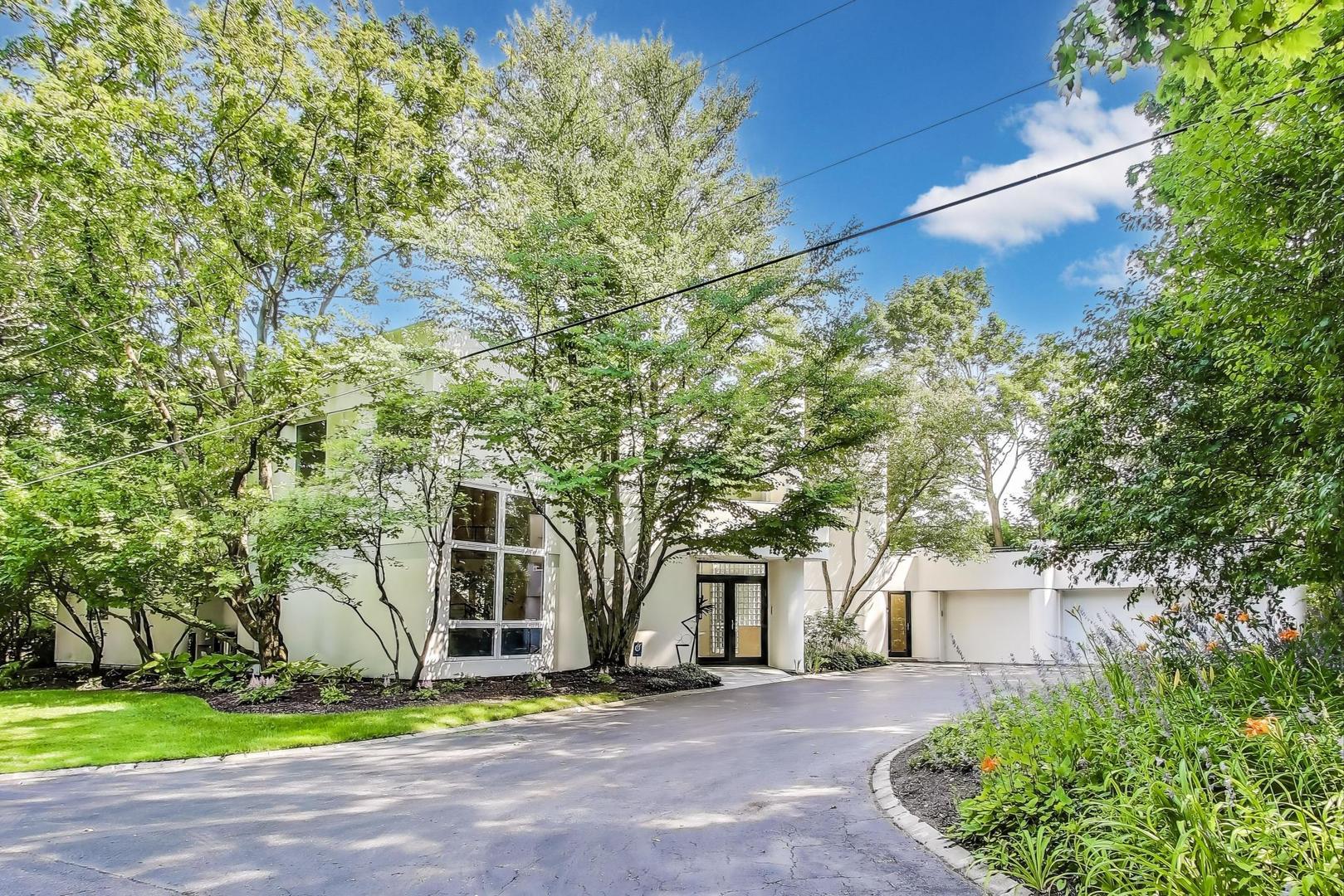 90 Riparian Road Highland Park, IL 60035 - Photo 2 of 76