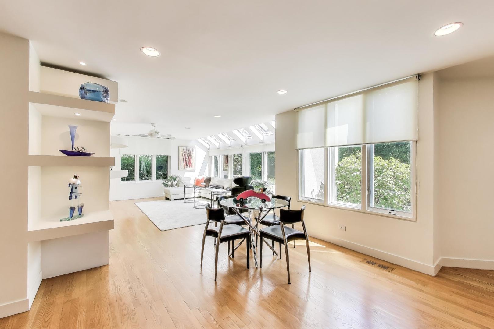 90 Riparian Road Highland Park, IL 60035 - Photo 22 of 76