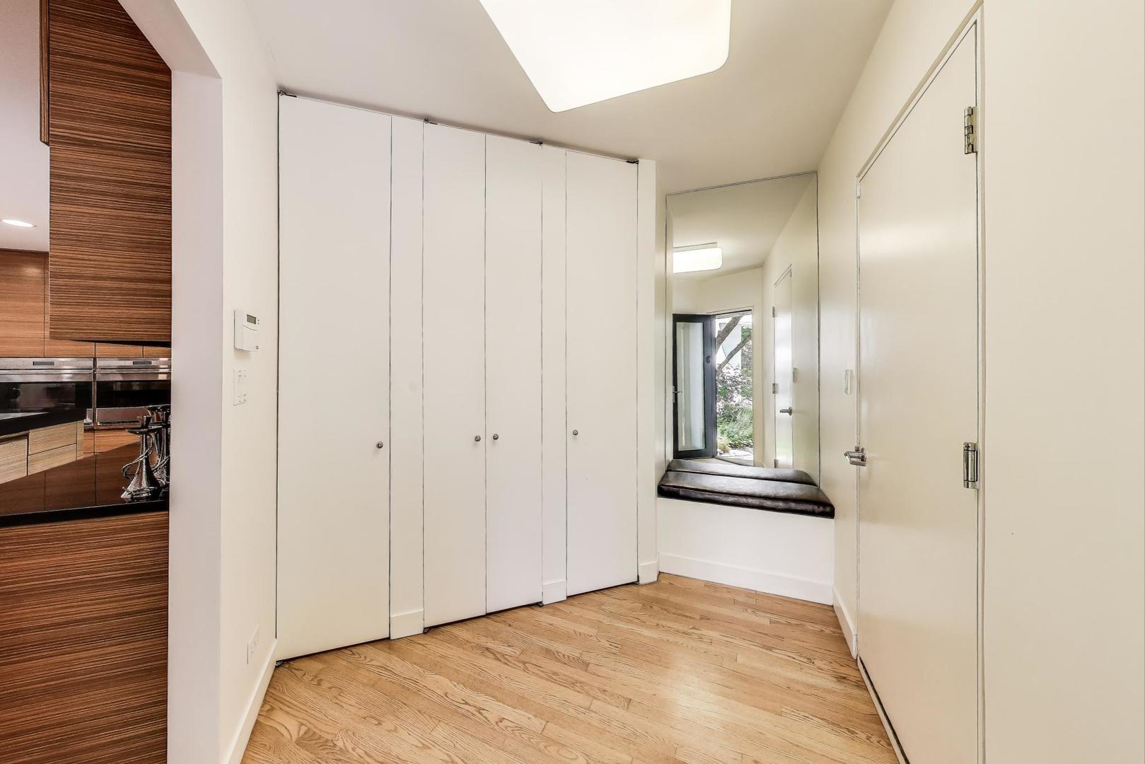 90 Riparian Road Highland Park, IL 60035 - Photo 27 of 76