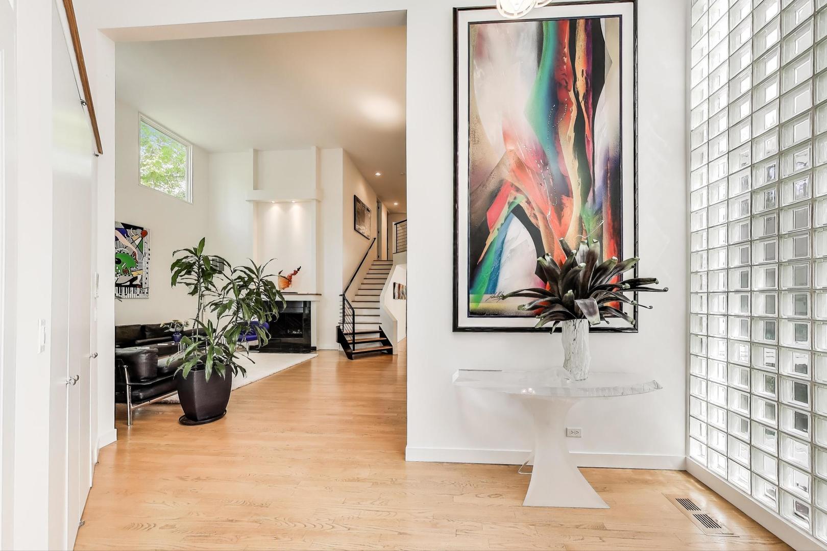 90 Riparian Road Highland Park, IL 60035 - Photo 4 of 76