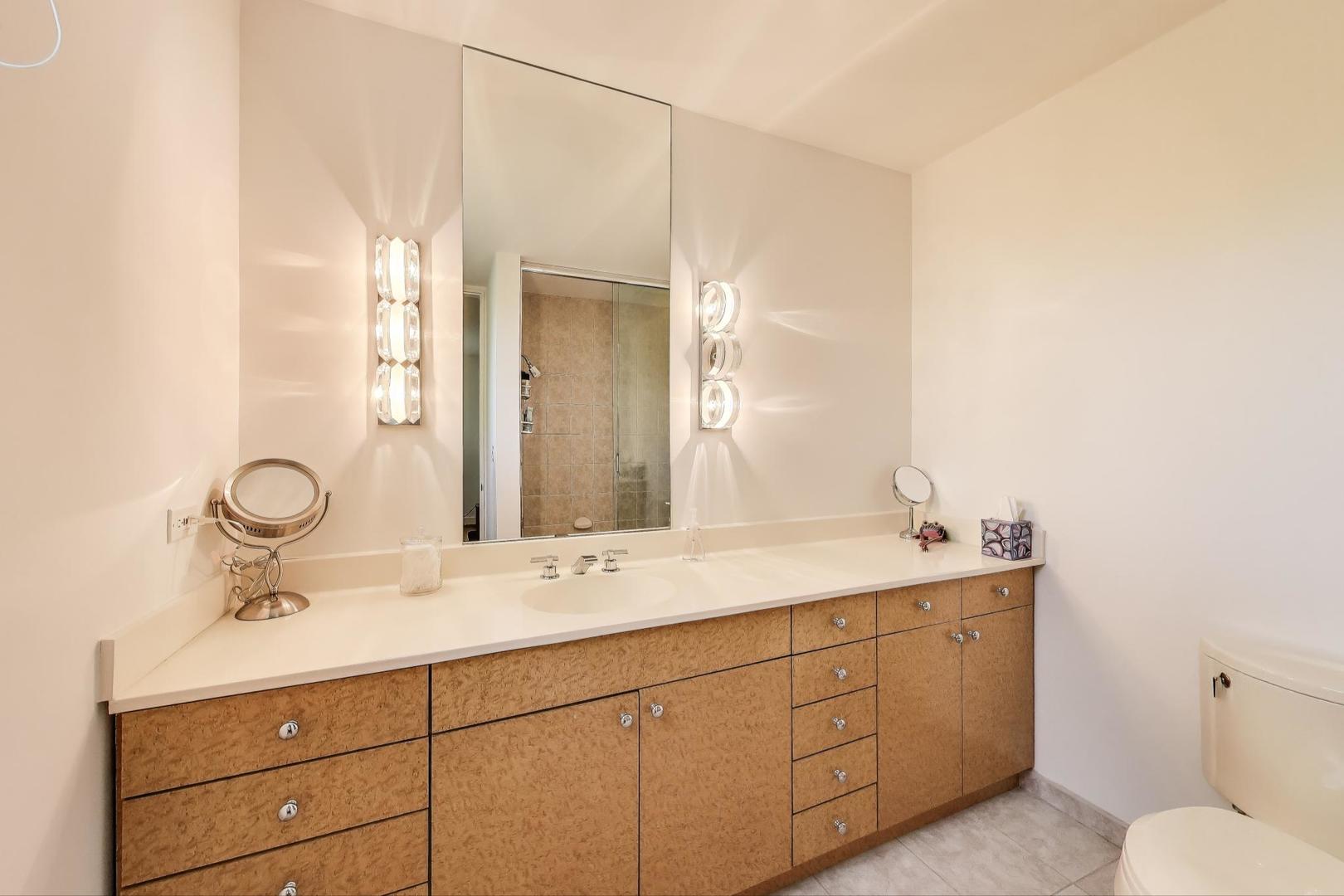 90 Riparian Road Highland Park, IL 60035 - Photo 41 of 76