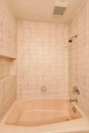 $2,499,999 | 90 Riparian Road, Highland Park, IL 60035