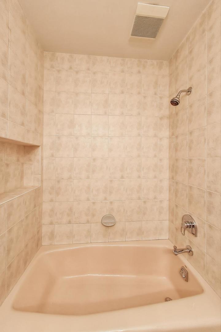 90 Riparian Road Highland Park, IL 60035 - Photo 47 of 76