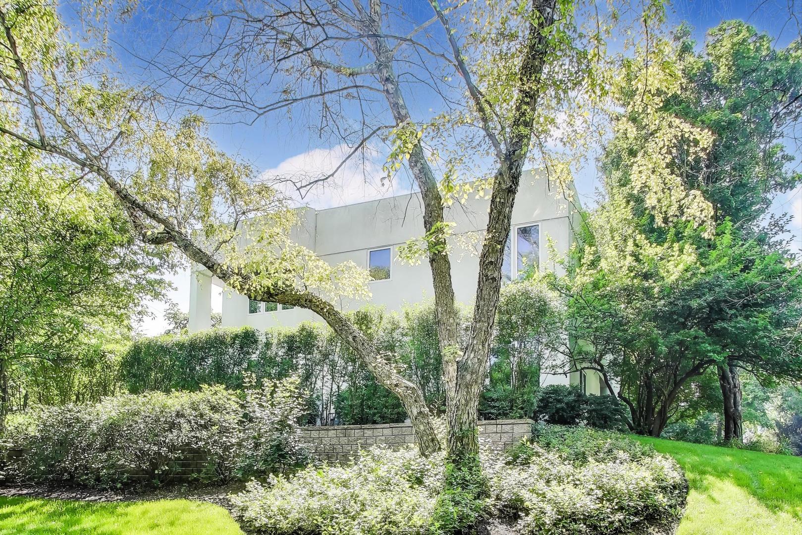 90 Riparian Road Highland Park, IL 60035 - Photo 48 of 76