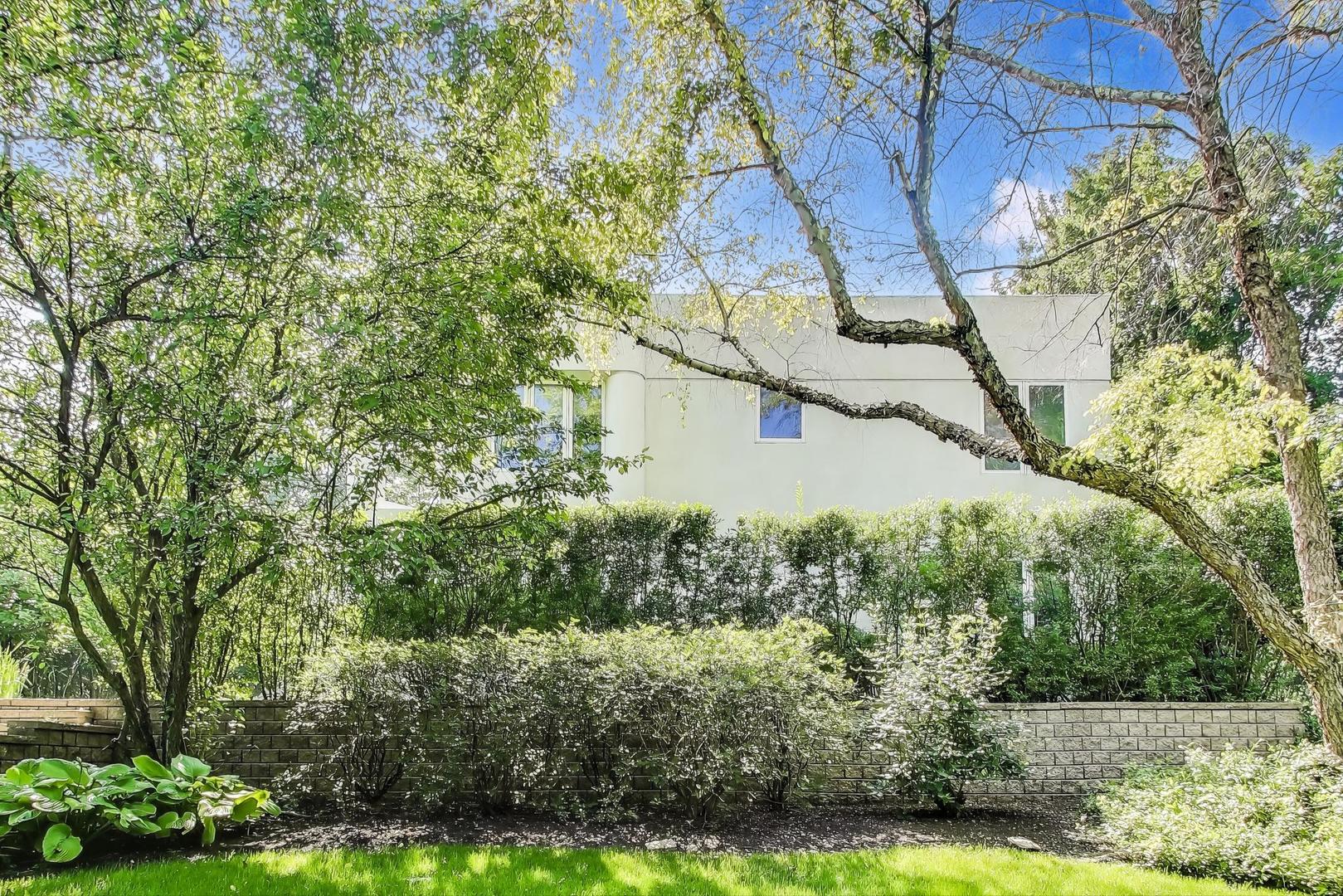 90 Riparian Road Highland Park, IL 60035 - Photo 49 of 76