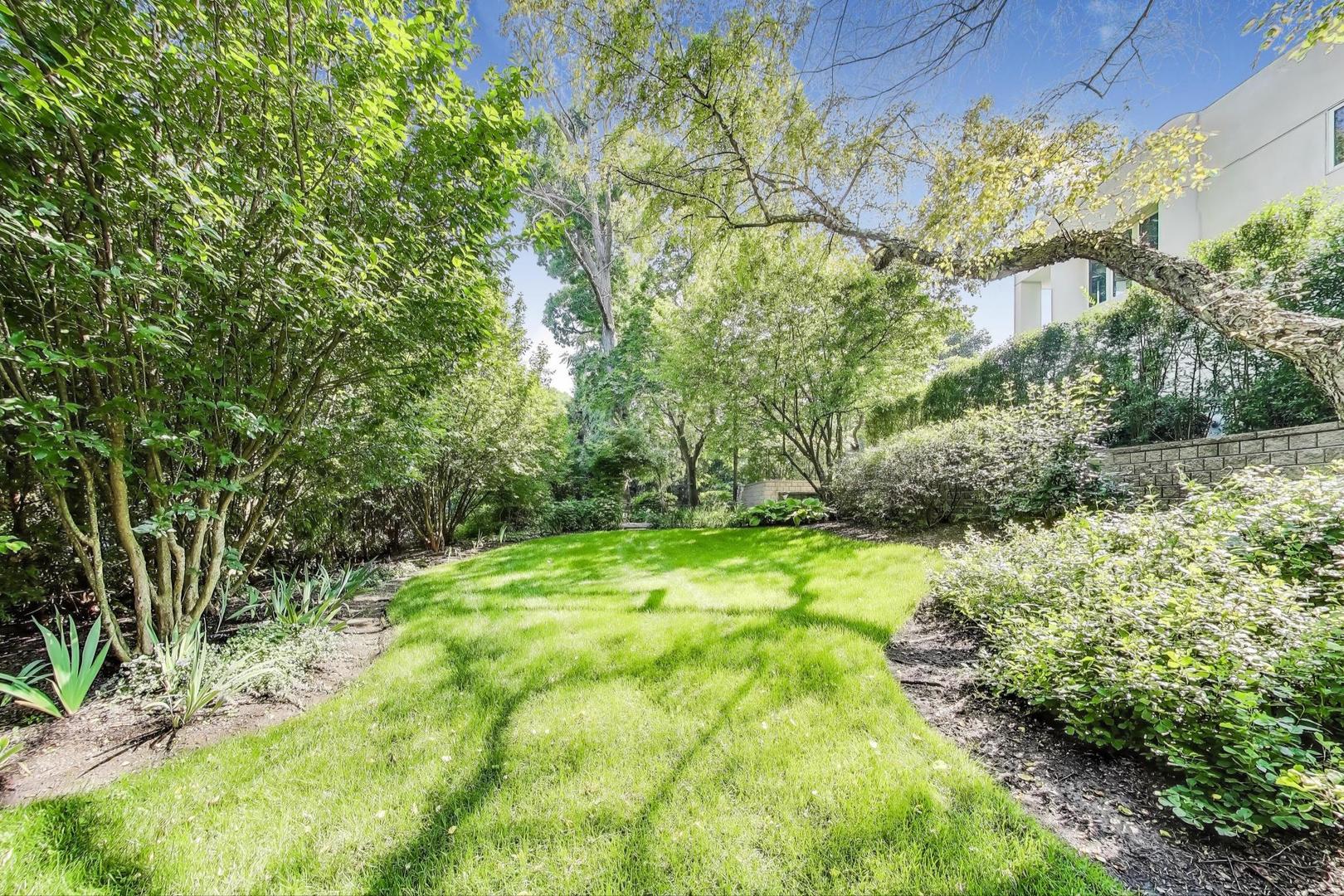 90 Riparian Road Highland Park, IL 60035 - Photo 50 of 76