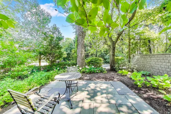 $2,499,999 | 90 Riparian Road, Highland Park, IL 60035