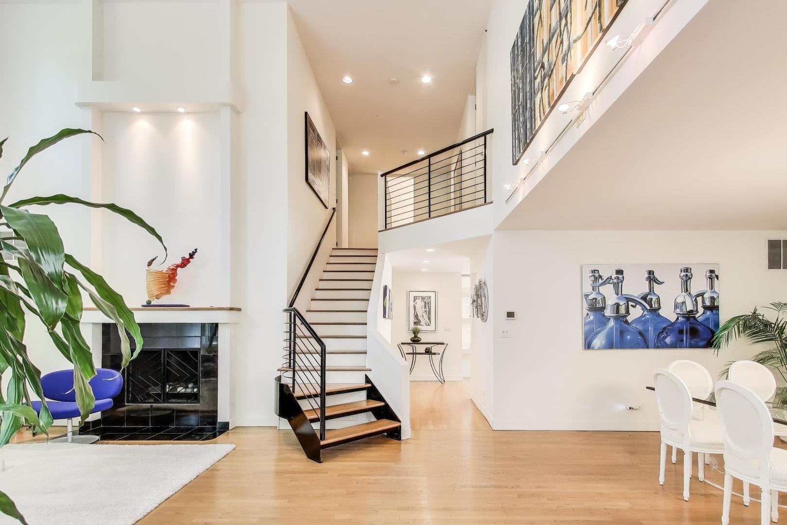 90 Riparian Road Highland Park, IL 60035 - Photo 6 of 76