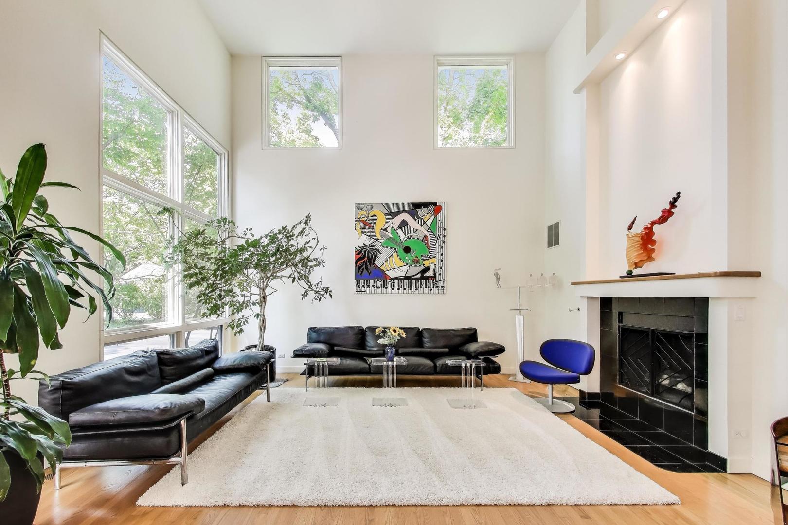 90 Riparian Road Highland Park, IL 60035 - Photo 7 of 76