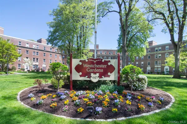 $225,000 | 445 Gramatan Avenue, Unit EA3, Mount Vernon, NY 10552