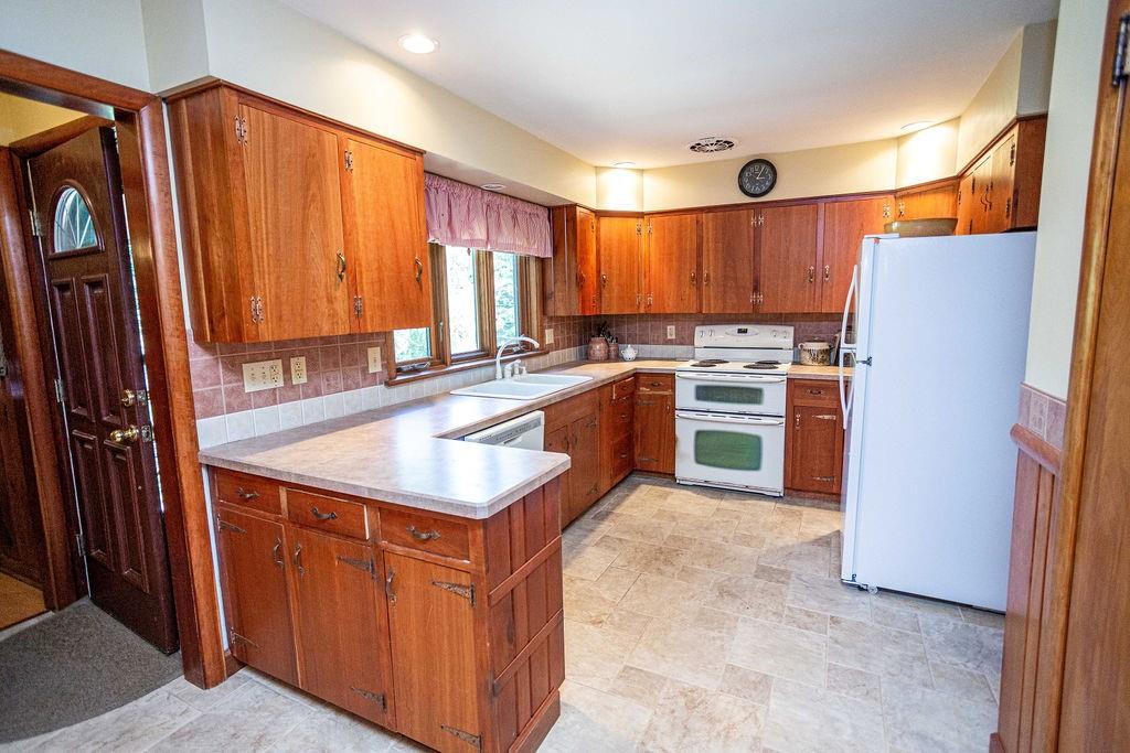 980 Longview Avenue Indiana, PA 15701 - Photo 7 of 18 Gallery Image 7
