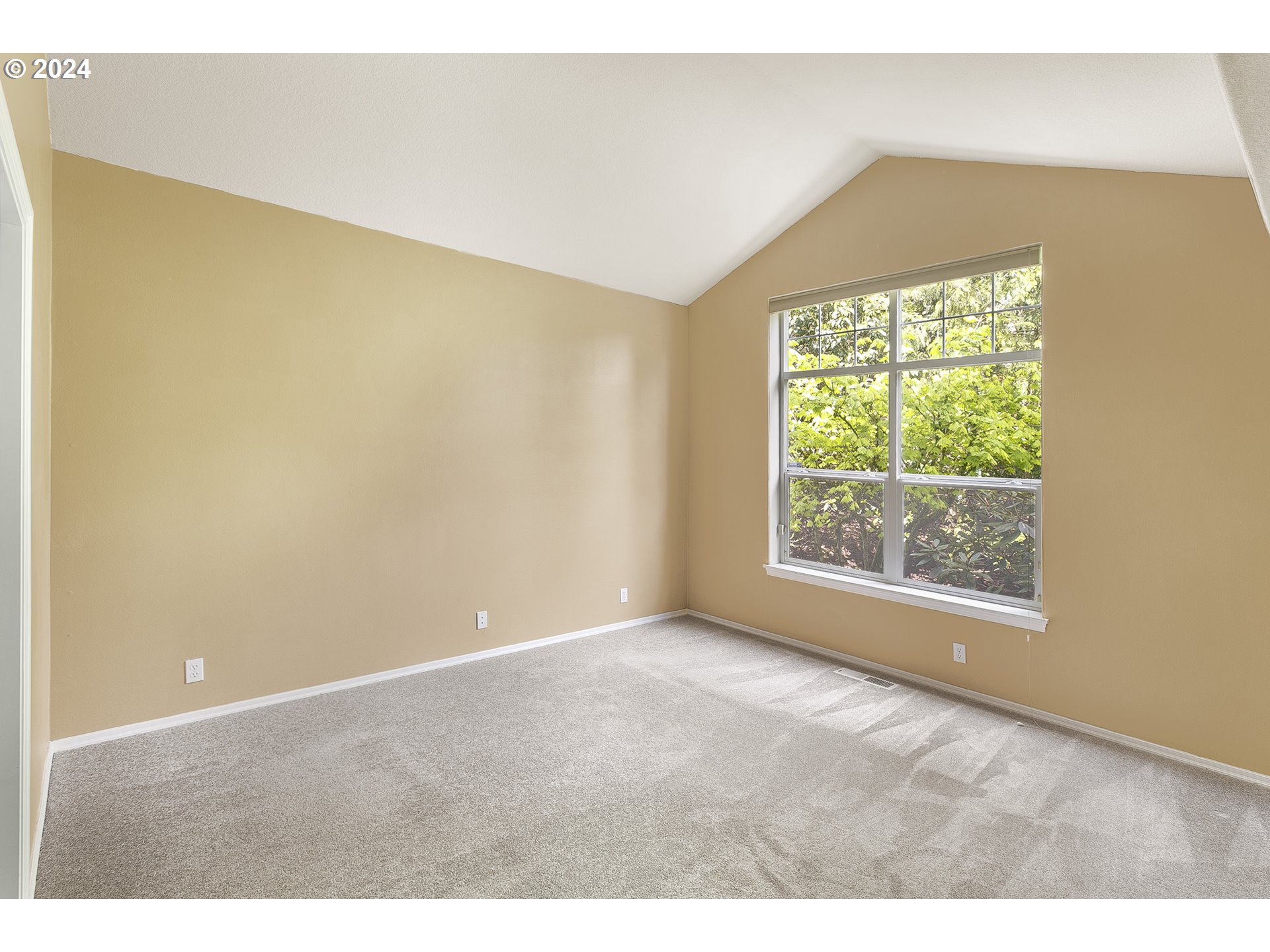 249 Southeast 46th Drive Gresham, OR 97080 - Photo 13 of 22 a view of an empty room with a window