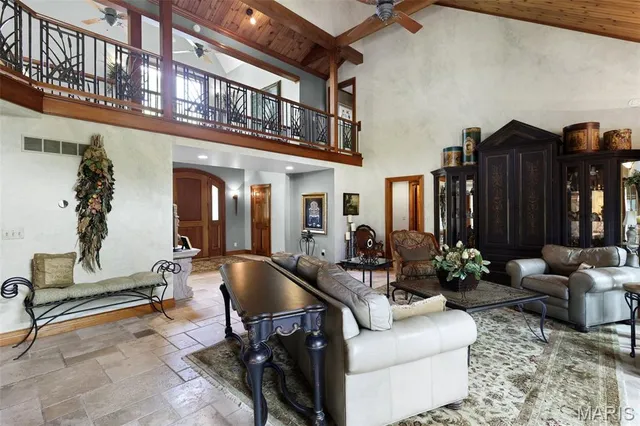 $1,450,000 | 4 Abbey Road, Glen Carbon, IL 62034