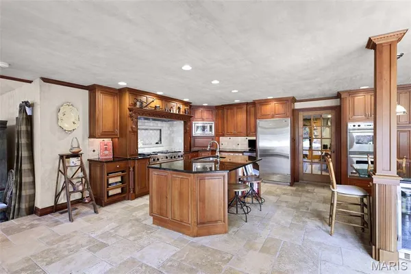 $1,399,000 | 4 Abbey Road, Glen Carbon, IL 62034