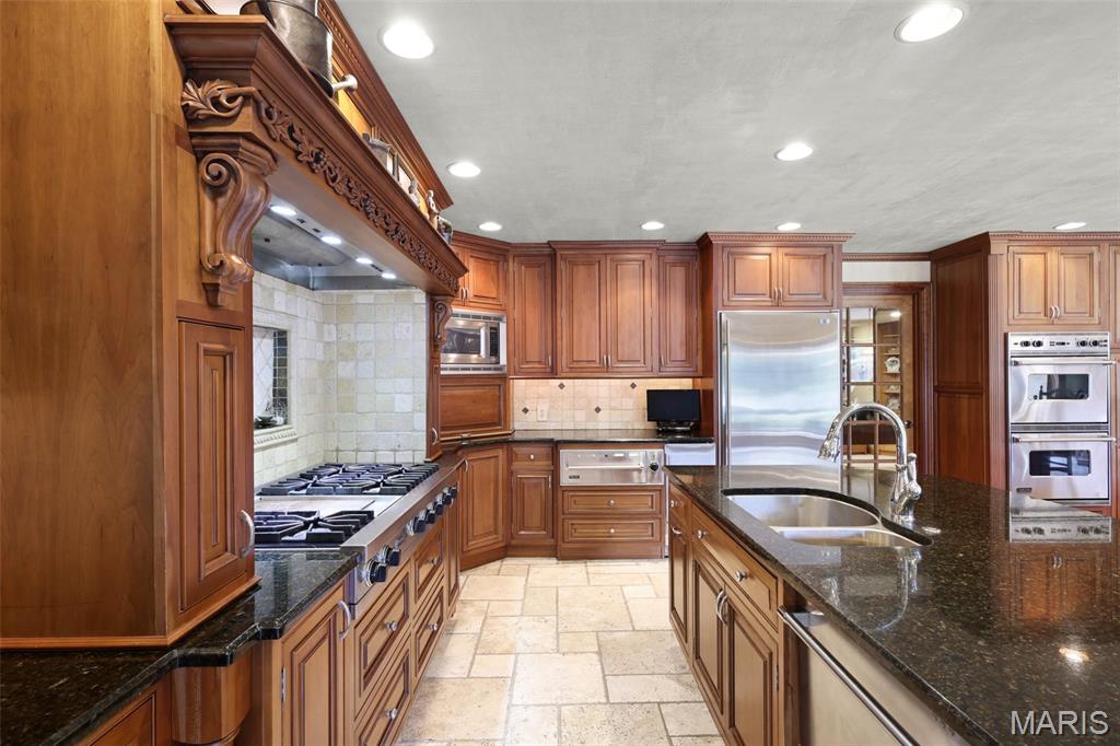 4 Abbey Road Glen Carbon, IL 62034 - Photo 26 of 97