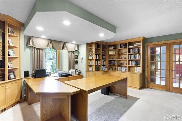 $1,399,000 | 4 Abbey Road, Glen Carbon, IL 62034