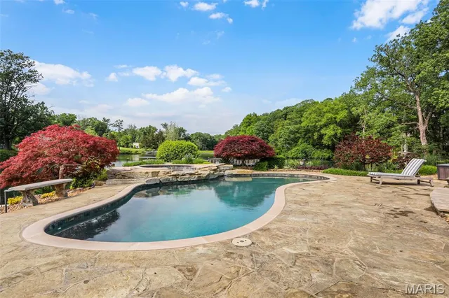 $1,450,000 | 4 Abbey Road, Glen Carbon, IL 62034