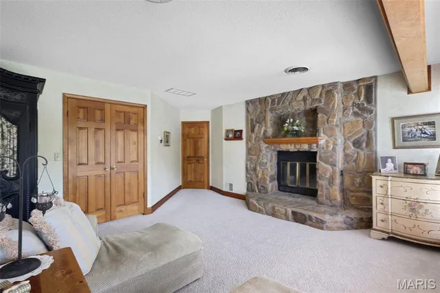 $1,450,000 | 4 Abbey Road, Glen Carbon, IL 62034