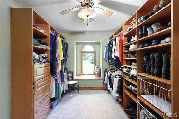$1,399,000 | 4 Abbey Road, Glen Carbon, IL 62034