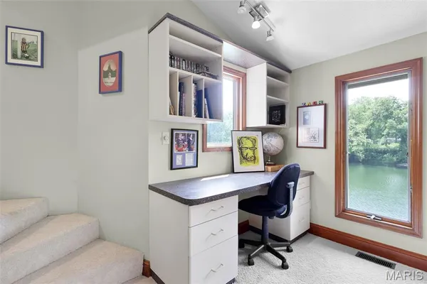 $1,399,000 | 4 Abbey Road, Glen Carbon, IL 62034