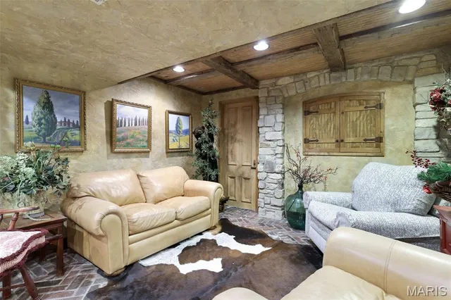 $1,450,000 | 4 Abbey Road, Glen Carbon, IL 62034