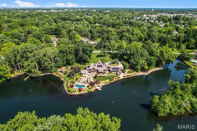 $1,450,000 | 4 Abbey Road, Glen Carbon, IL 62034