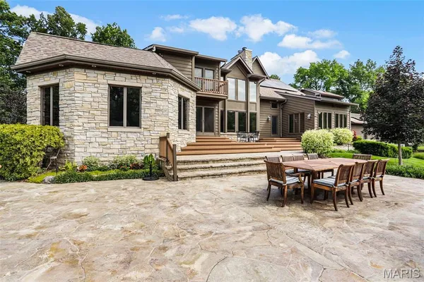$1,399,000 | 4 Abbey Road, Glen Carbon, IL 62034