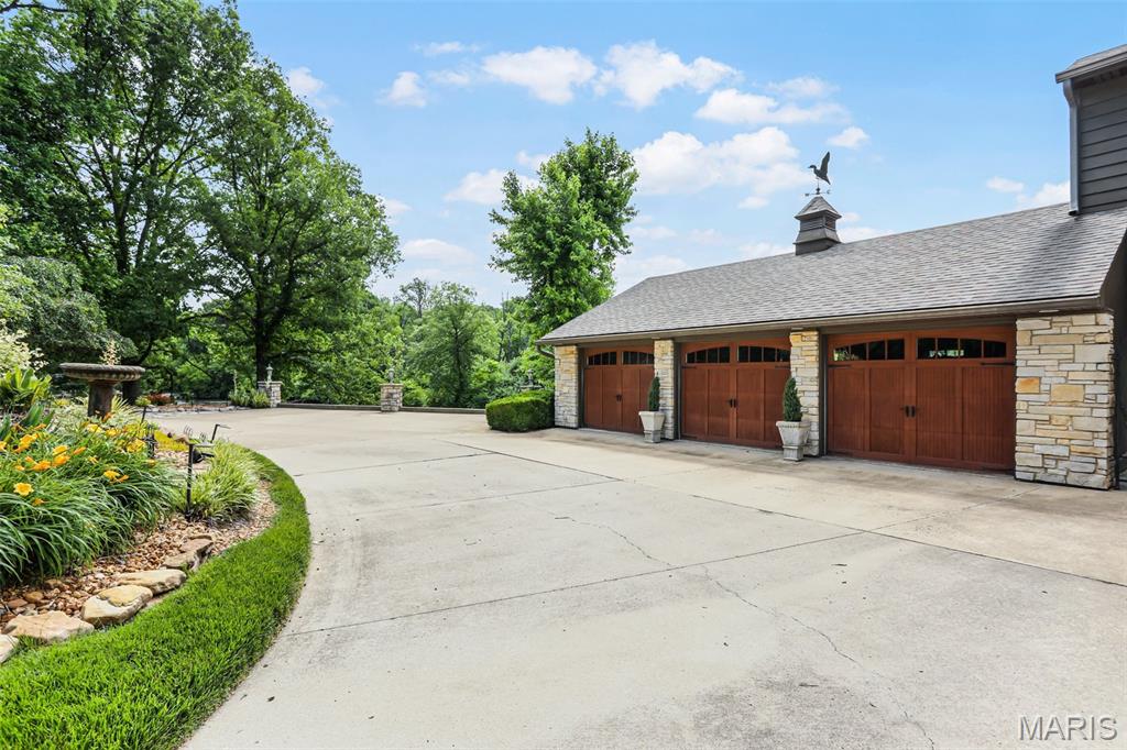 4 Abbey Road Glen Carbon, IL 62034 - Photo 88 of 97