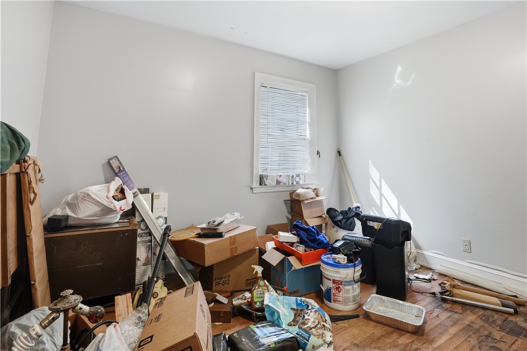 66 Edgehill Road Providence, RI 02906 - Photo 15 of 32