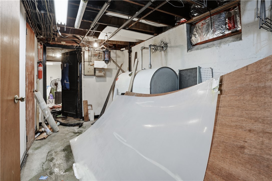 66 Edgehill Road Providence, RI 02906 - Photo 22 of 32