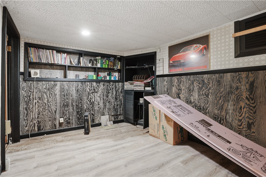 66 Edgehill Road Providence, RI 02906 - Photo 24 of 32