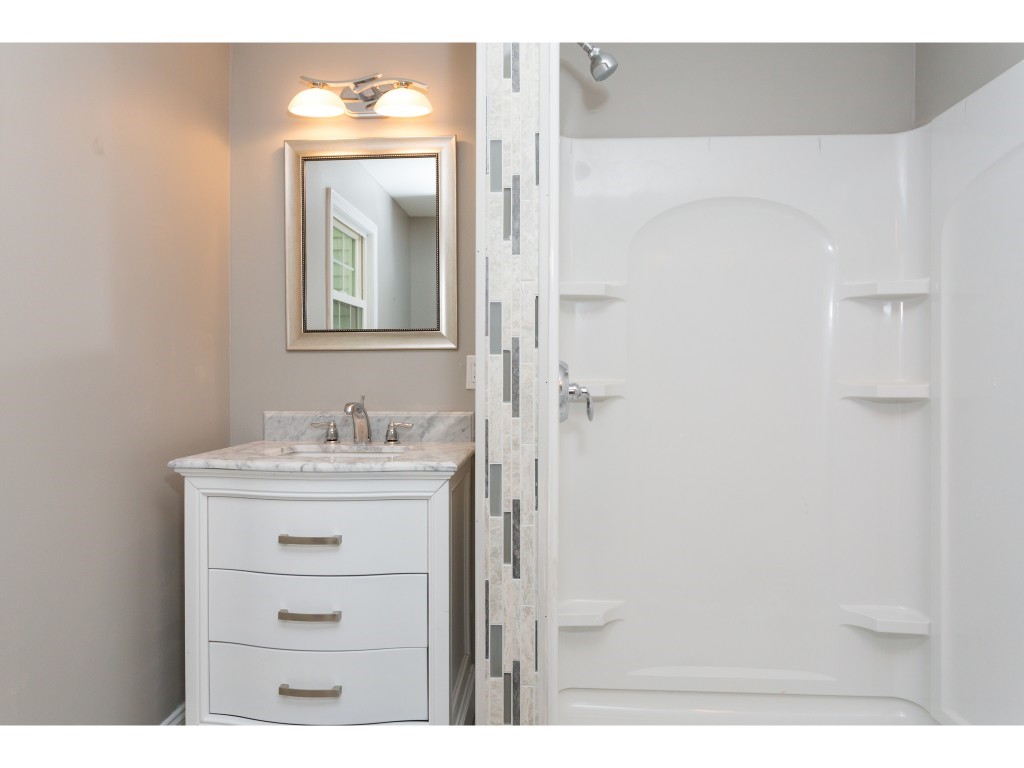 50 High Street Stratham, NH 03885 - Photo 19 of 35 Gallery Image 19