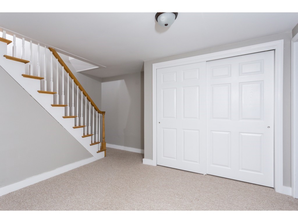 50 High Street Stratham, NH 03885 - Photo 24 of 35 Gallery Image 24